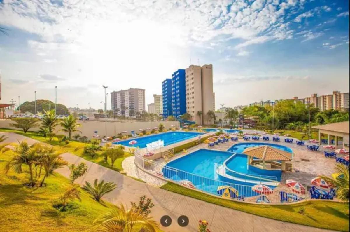 Golden Dolphin Grand Aconchegante 422 * Caldas Novas